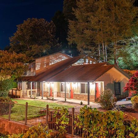 Newly Remodeled Motel In Gatlinburg! Exteriör bild