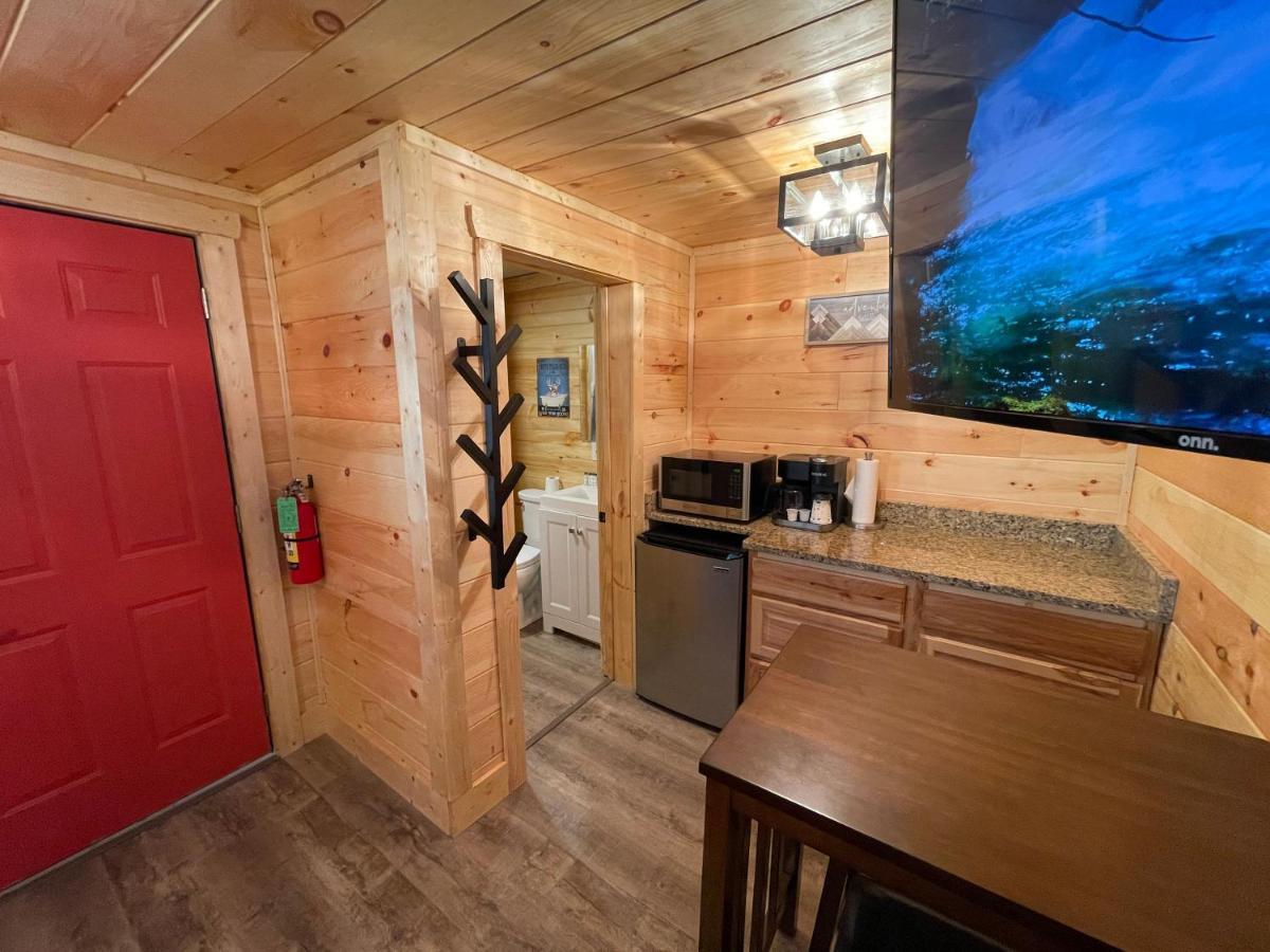 Newly Remodeled Motel In Gatlinburg! Exteriör bild