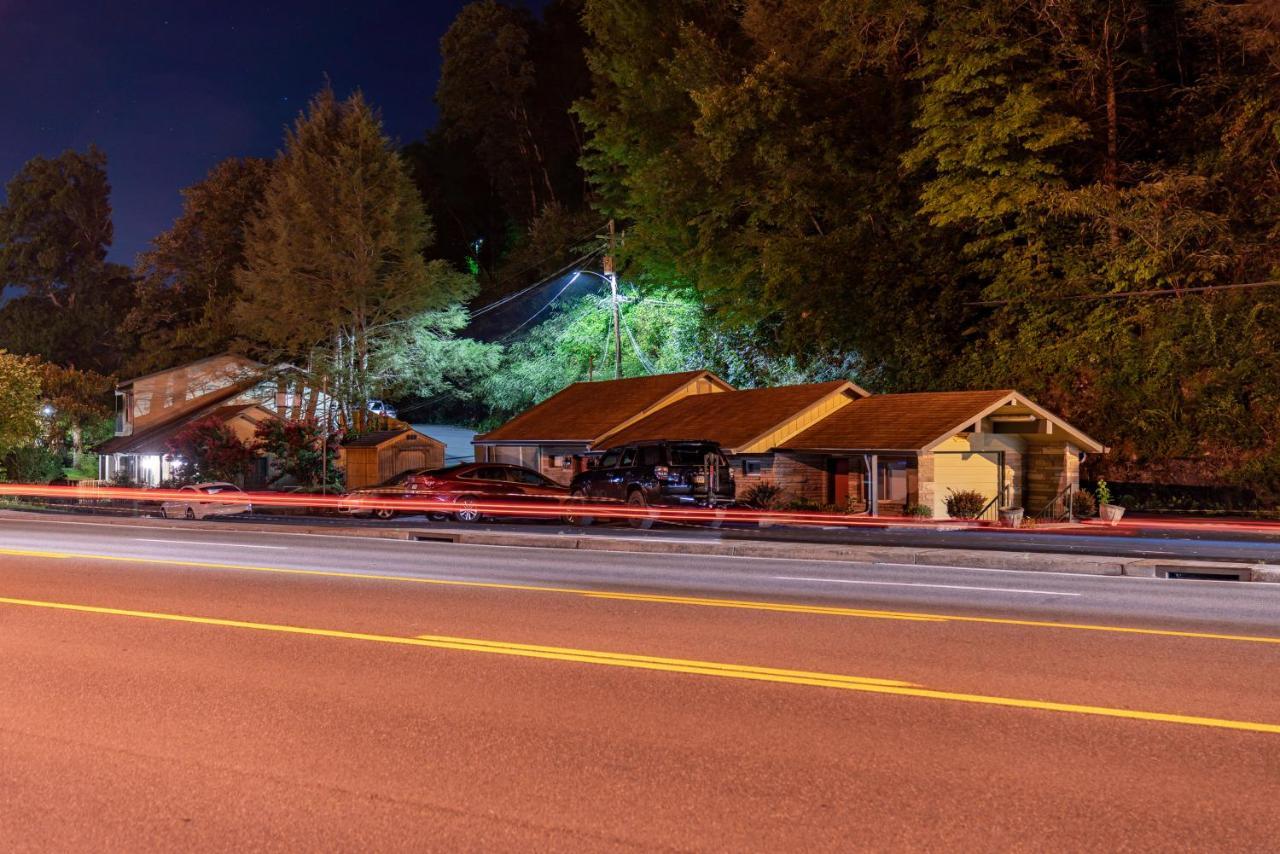 Newly Remodeled Motel In Gatlinburg! Exteriör bild