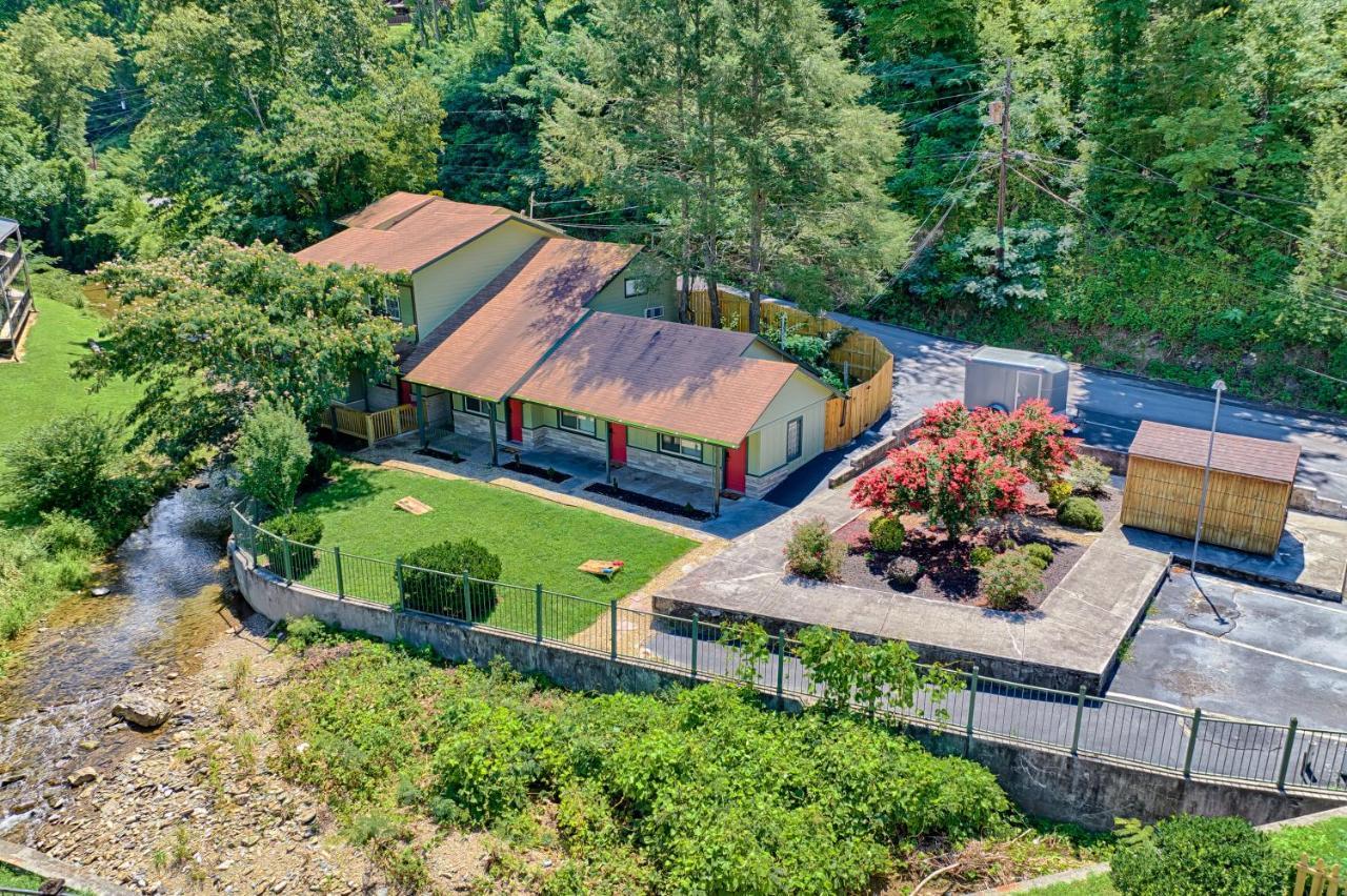 Newly Remodeled Motel In Gatlinburg! Exteriör bild