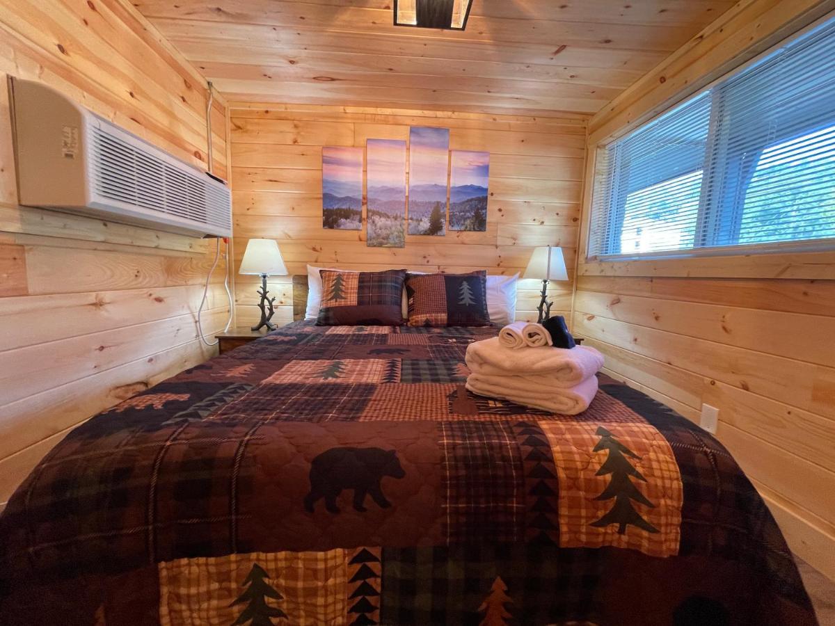 Newly Remodeled Motel In Gatlinburg! Exteriör bild